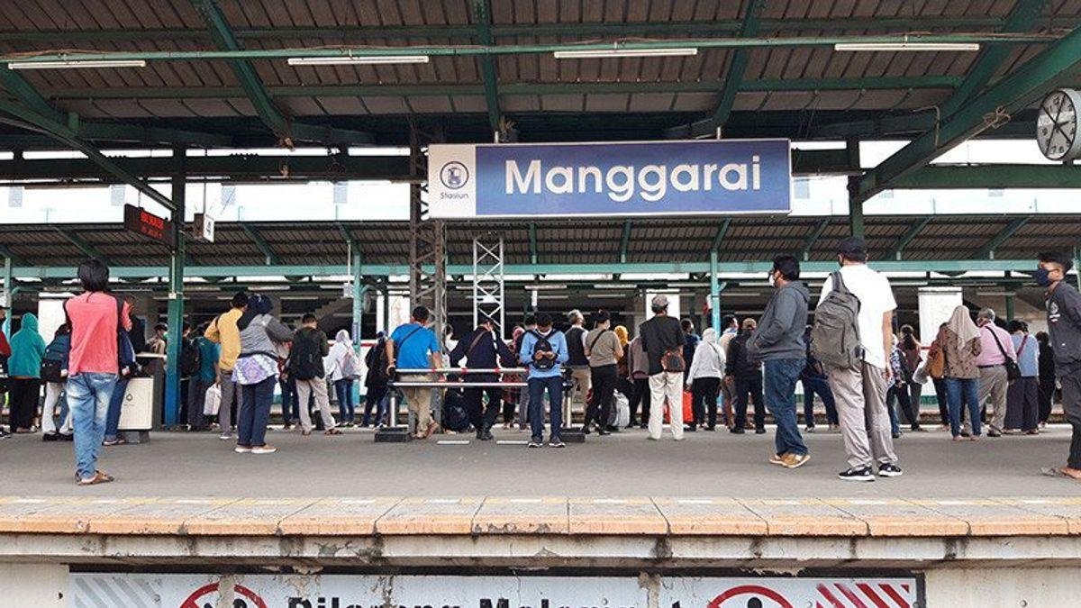 Perjalanan KRL Bogor-Jakarta Sempat Terganggu, Sejumlah Perjalanan Terlambat Lebih dari Satu Jam